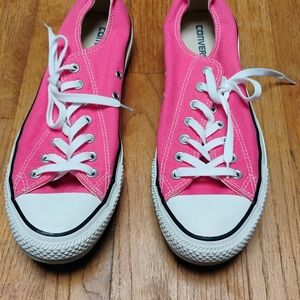 Converse Women's Pink Canvas Sneakers